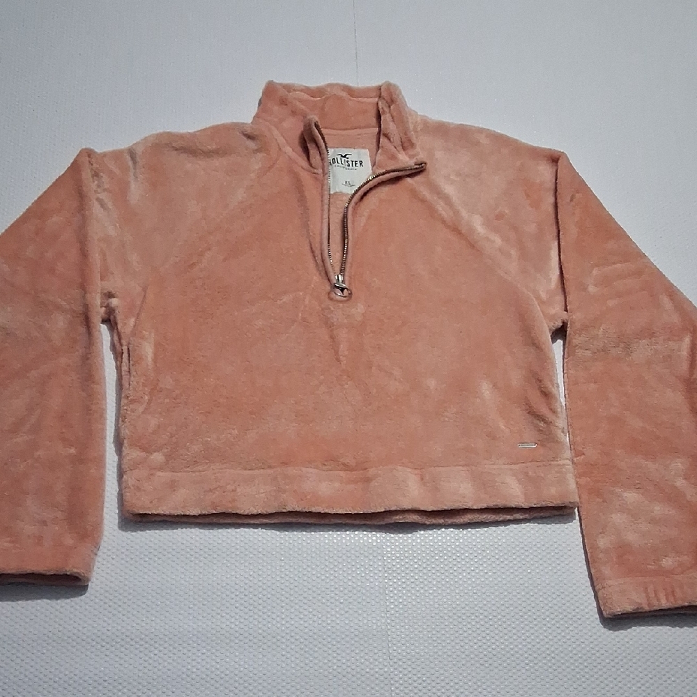 Hollister Women's Peach Fleece Turtleneck Sweater